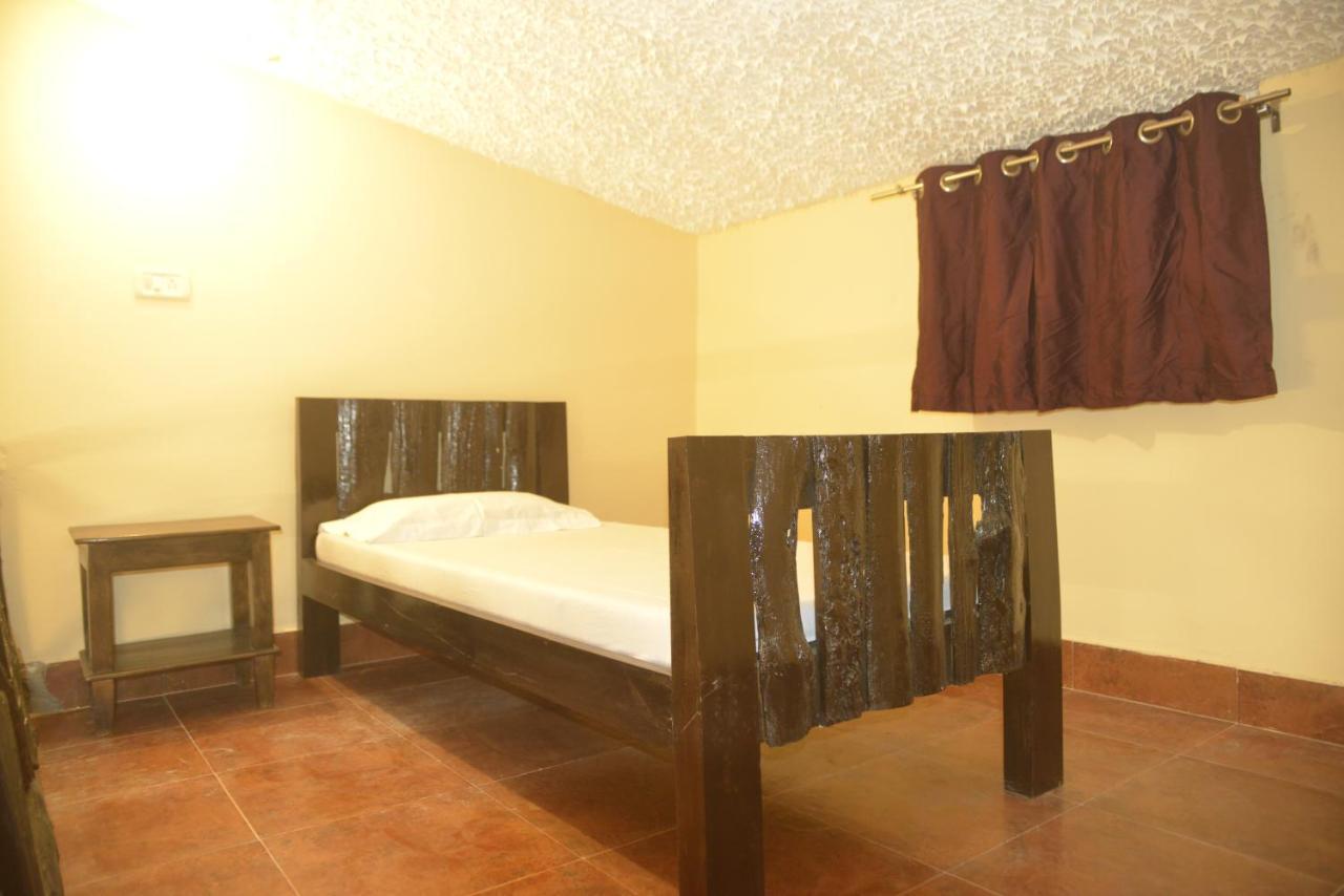 Aura Wildlife Camp And Resorts Marchula Exterior foto