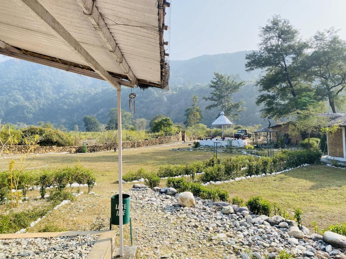 Aura Wildlife Camp And Resorts Marchula Exterior foto