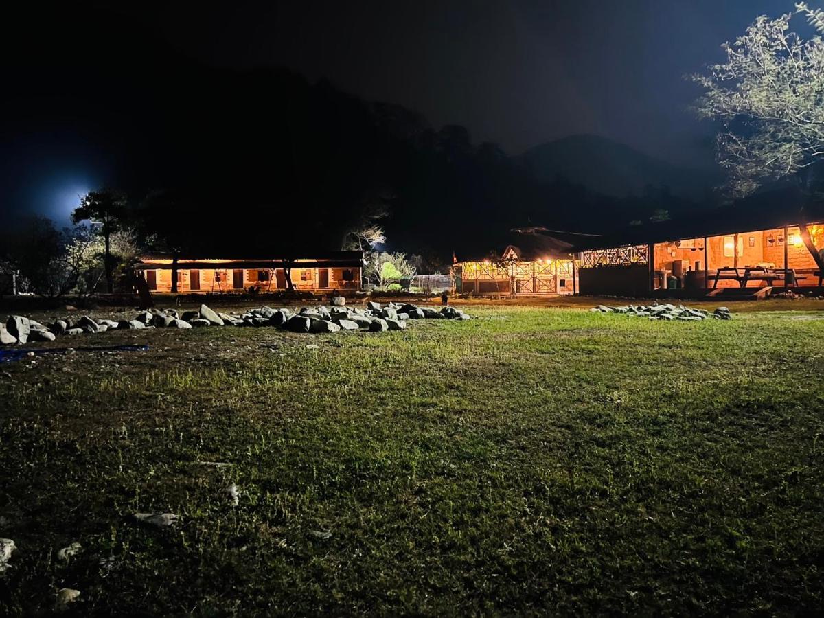 Aura Wildlife Camp And Resorts Marchula Exterior foto