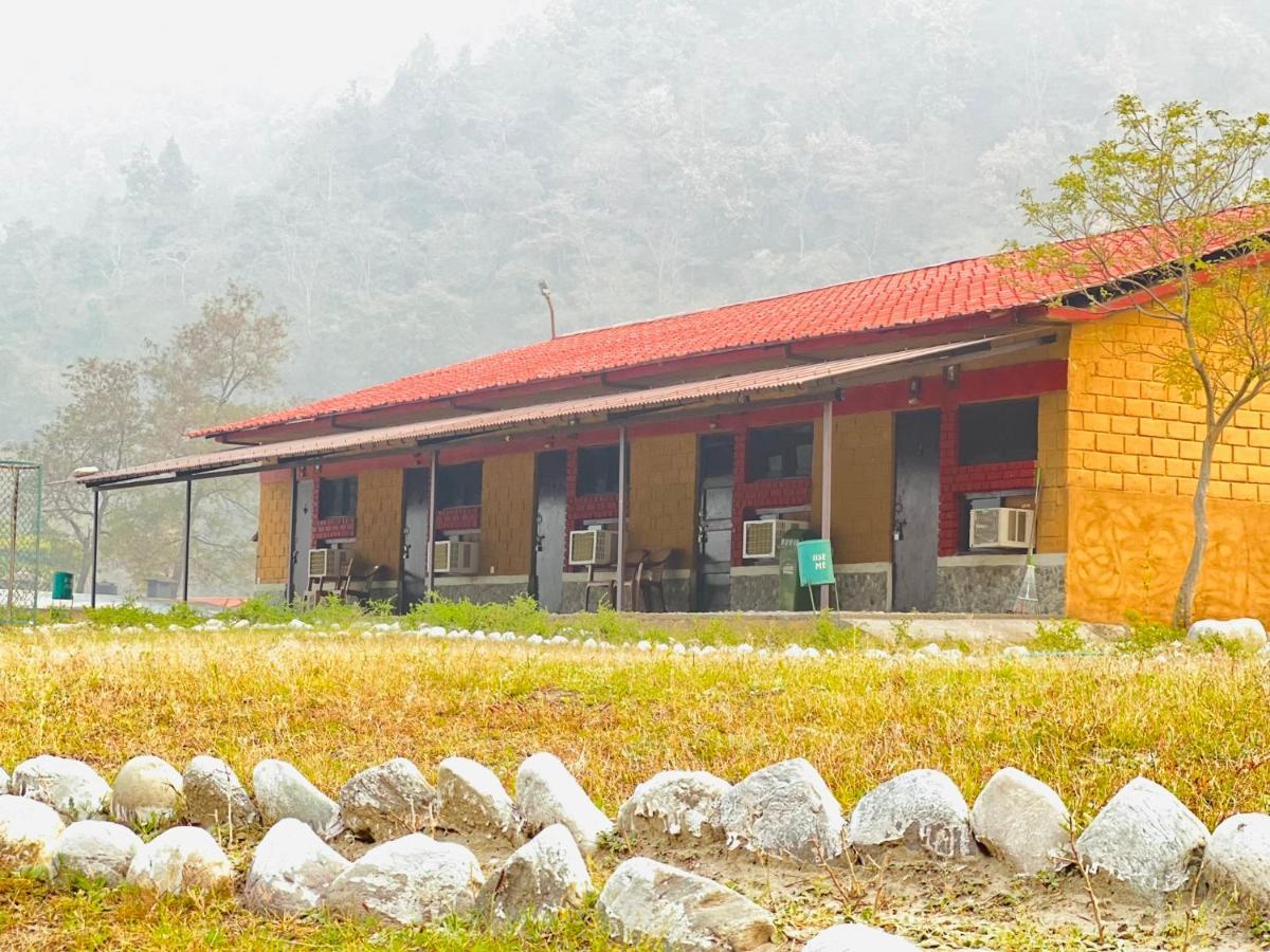 Aura Wildlife Camp And Resorts Marchula Exterior foto