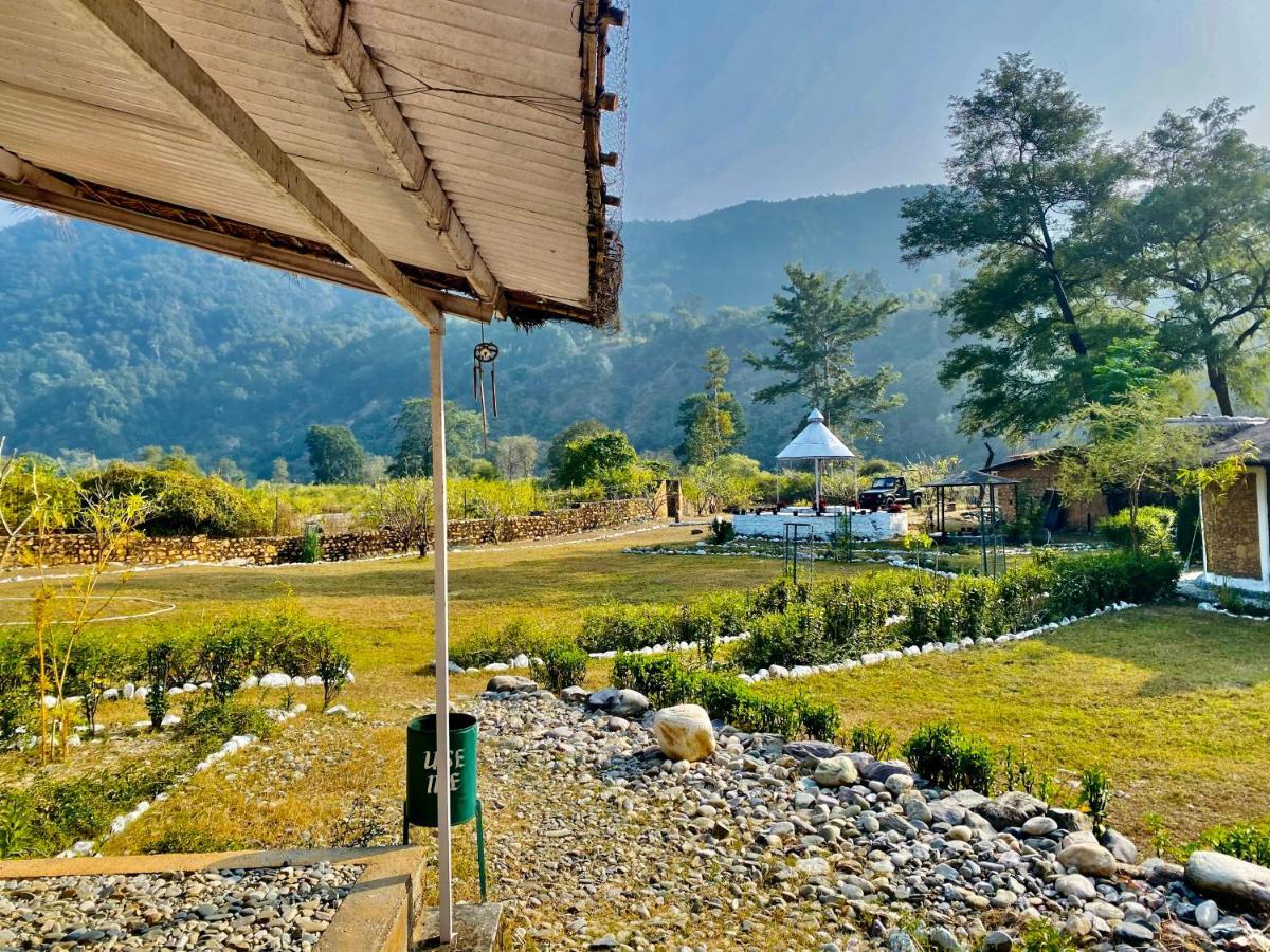 Aura Wildlife Camp And Resorts Marchula Exterior foto